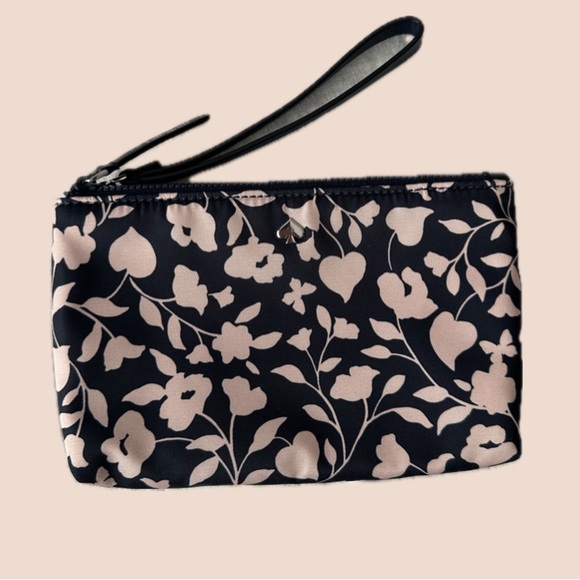 kate spade Handbags - Kate Spade Large Continental Wallet